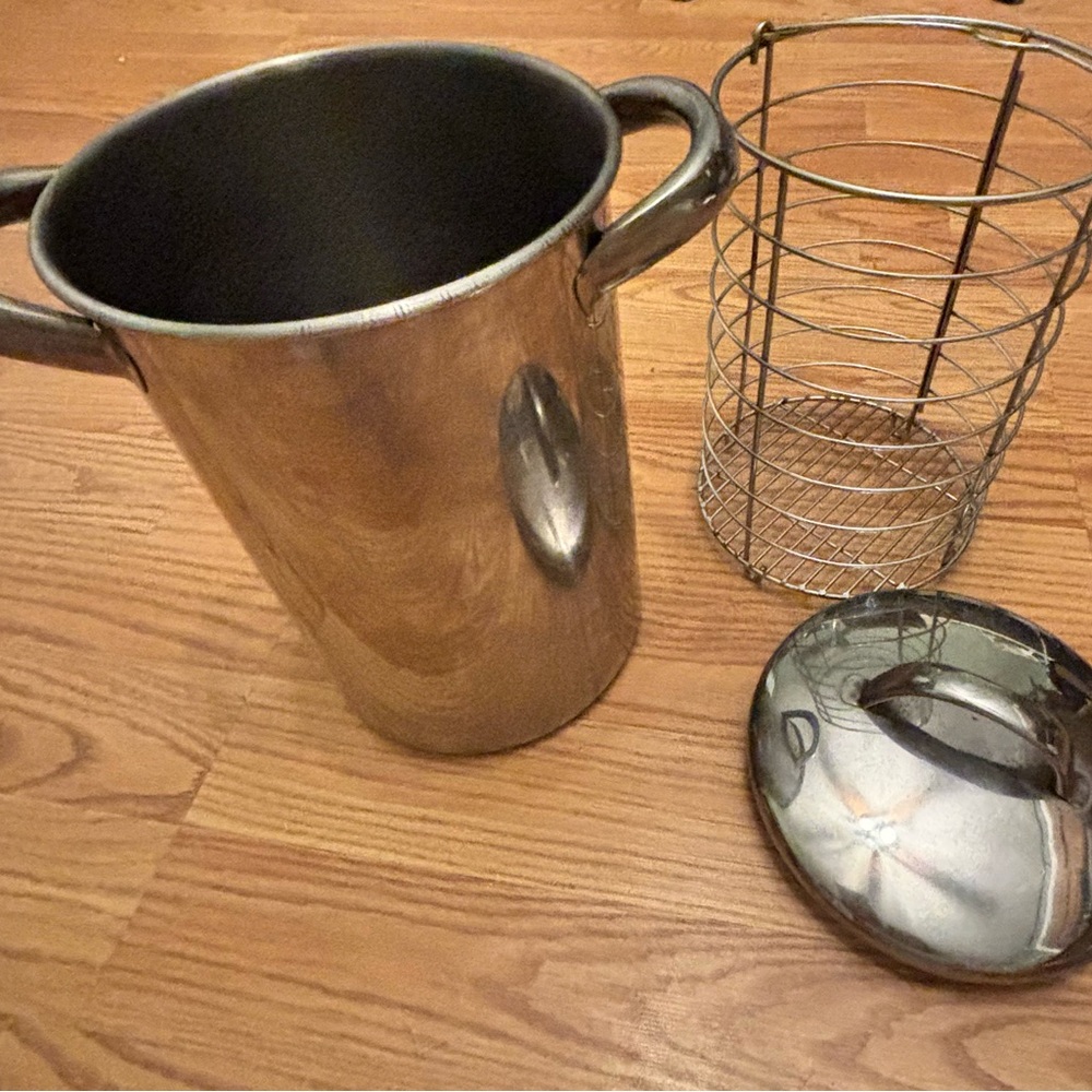 ASPARAGUS TALL STEAMER POT WITH STRAINER AND LID